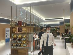 -红鼎豆捞·非遗鲍皇汤火锅(宝丰路店)