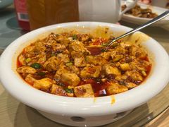 -渝信川菜 · 川味家常菜(财富购物中心店)