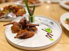 岭南脆皮鸽-德胜轩正宗顺德菜(宝安沙井会展中心店)