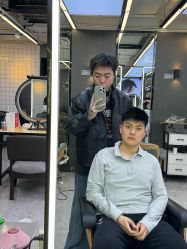 -藤野造型烫发染发