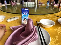 -钟楼酒店(临源街店)