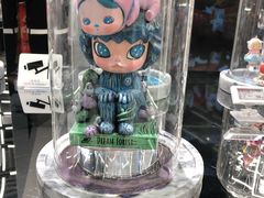 Molly限量-泡泡玛特POPMART(侨福芳草地店)
