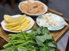 -肖肖酸萝卜鱼火锅(总店)