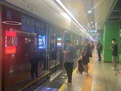 -石厦(地铁站)