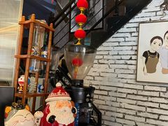 -84那年咖啡馆(李沧万达店)