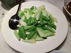 -初蓉丨遇见新川菜(亲贤街荣耀店)