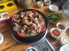 -阿婆情腊排骨火锅(金虹路店)