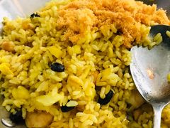 海鲜菠萝炒饭-Local泰莲庭(虹鳟鱼店)