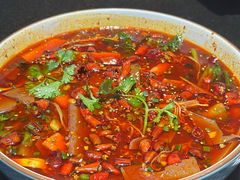 -万重锦·人文川菜馆(骡马市店)