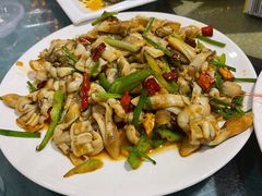 -三亚火车头万人海鲜广场