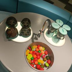 -MINI MARS 脚下的城市乐园·餐饮·派对(静安江宁店)