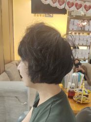 -一東造型烫发染发