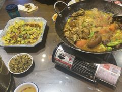 -富正毅三下锅(体育馆店)