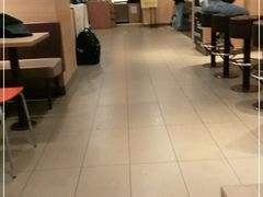 -麦当劳(杭州西湖银泰百货店)