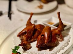 玻璃脆皮乳鸽-粤秀餐厅(国货店)