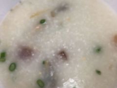 皮蛋瘦肉粥-稻香酒家·33年老字号·港式粤菜(富邦中心店)