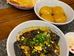 -湘下佬·老长沙吃货铺(顺成·大融城店)