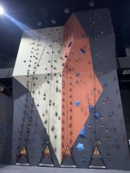 -零重力潮玩运动工厂·蹦床·亲子乐园·(冰山慧谷店)