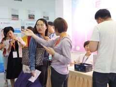 -上海大学附属上海和平眼科医院