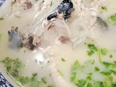 -雪湖煜辰鱼头老店(雪野湖店)
