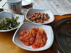 -唯成•韩国炭火烤肉 유성고기