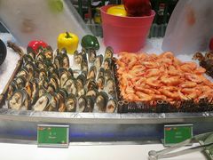 -亚洲国际大酒店·云顶阁旋转自助餐厅