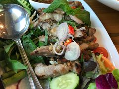 -Chom Cafe and Restaurant