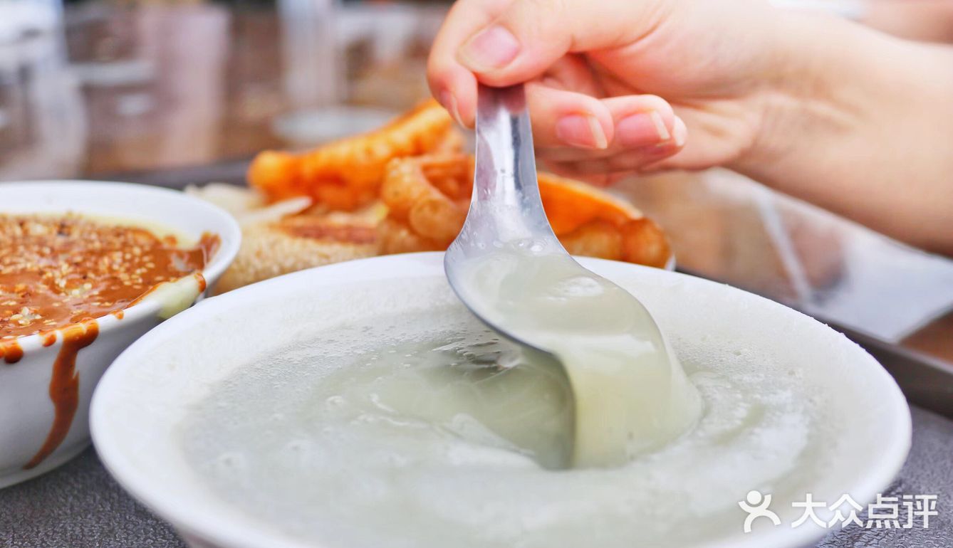 红了140年，人均只要10块钱！北京这些百年老店，好吃吗？！