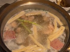 -烹然四季椰子鸡火锅(姚家园万象汇店)