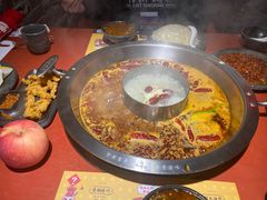 -谭鸭血老火锅(龙湖宝山天街店)