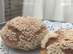 招牌芝麻烧饼-王家渡火锅店(棕榈泉店)