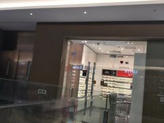 -LensCrafters亮视点(东方新天地店)