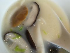 营养菌菇汤-春暖花开(西溪店)