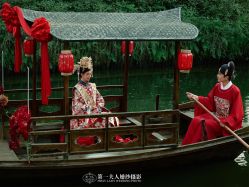 -第一夫人婚纱摄影(南京店)