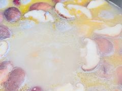 -15年老字号鑫鑫猪肚鸡·椰子鸡海南火锅(兴隆华侨农场店)