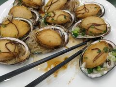 蒜蓉粉丝蒸鲜鲍鱼-万圣禄茶楼(西平店)