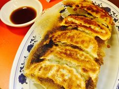 煎饺子-拉面莊夢語＆中华料理八椿