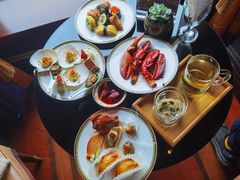 -裕达国贸酒店·中华汇