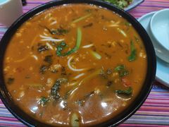 -香巴拉云南餐厅(华莱坞店)