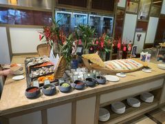 -大中华希尔顿酒店-念自助餐·嗨啤·小龙虾