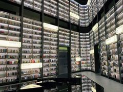 -上海虹桥中心爱琴海亚朵S酒店