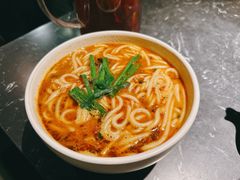 小锅米线-云海肴云南菜·蒸汽石锅鱼(青岛万象城店)