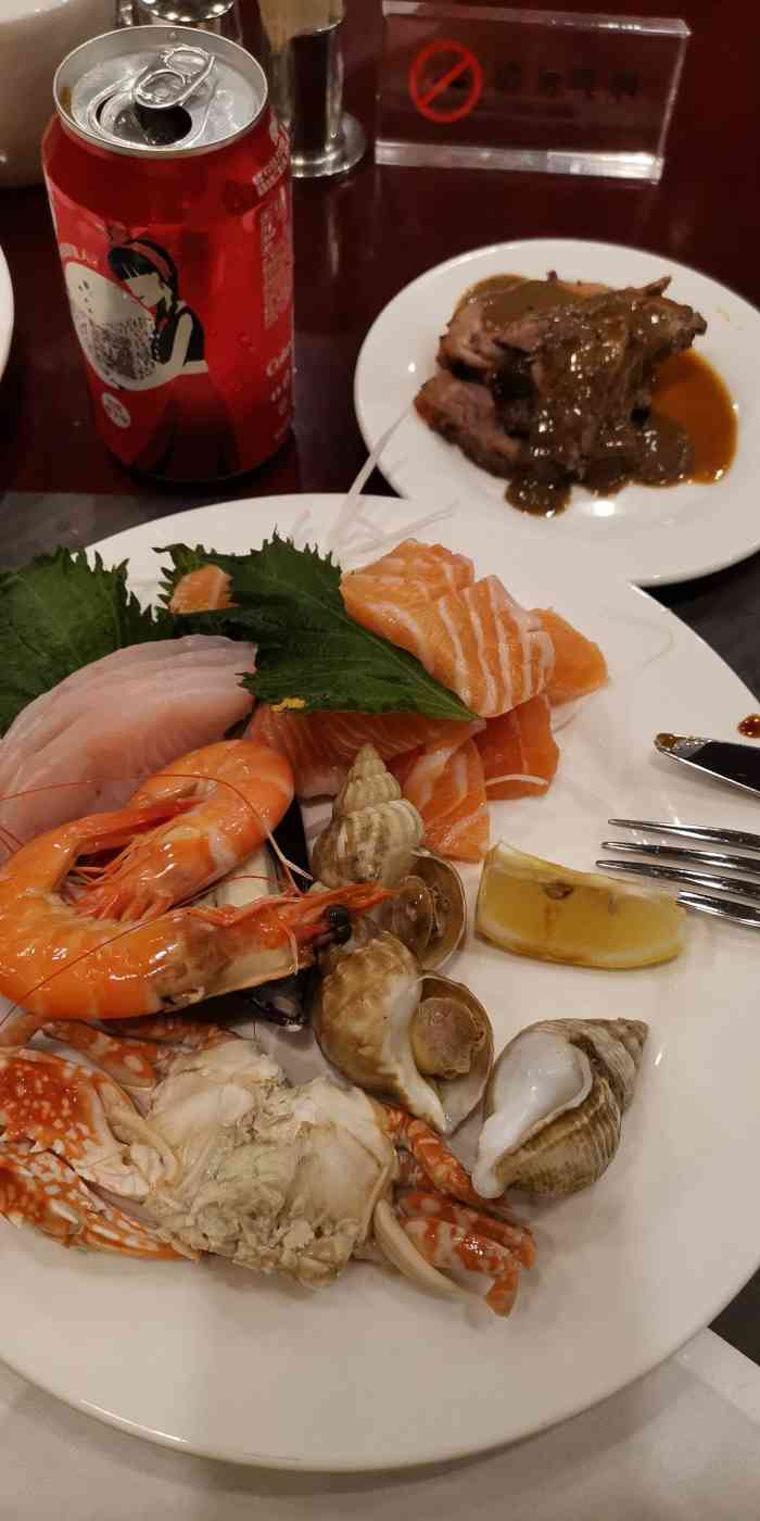 绿景酒店自助餐厅-"很满意的团购,环境非常好,虽然品种不多,.