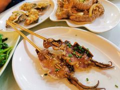 -覃记海鲜美食餐厅