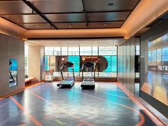 -桔子酒店(上海西藏北路地铁站店)