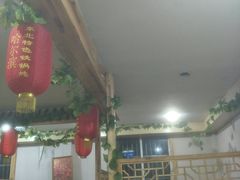 -三江鱼东北特色铁锅炖(骆驼店)