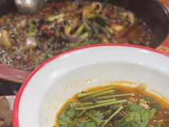 -烧哥美蛙肥肠鱼火锅·十五年社区店