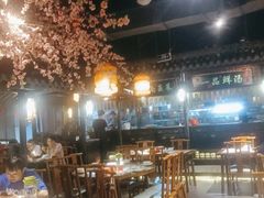 大堂-卢大鲜鱼头捞饭(美利广场店)