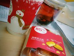 -85度C(生甜甜圈研究工坊·上海平凉店)
