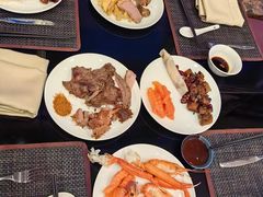 -怡豪大饭店·银顶旋转餐厅